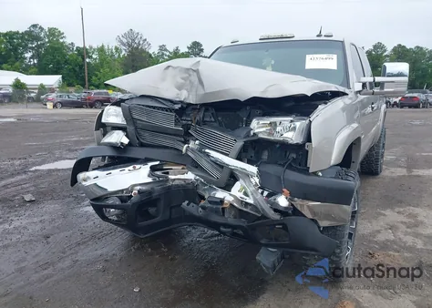 2004 Chevrolet Silverado 2500Hd Ls z USA, uszkodzony, nr VIN 1GCHK29114E215156